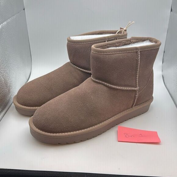 CUSHIONAIRE Women's Cozy Pull On Boot SIZE 9 TAUPE NEW WITH BOX - Picture 3 of 7